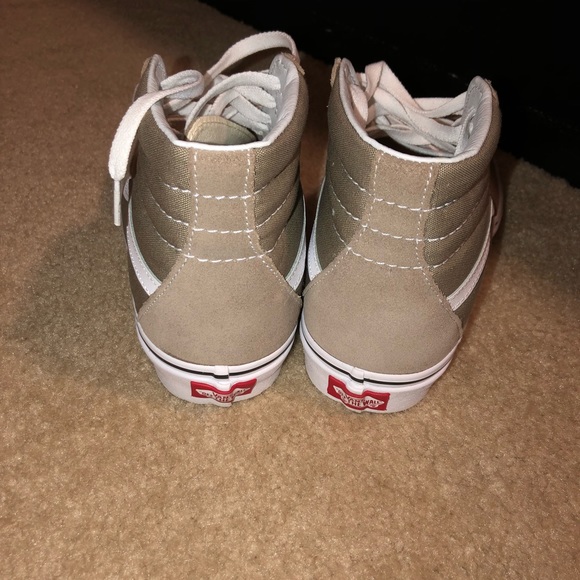 Vans Skate-hi’s in Desert Taupe - Picture 3 of 7